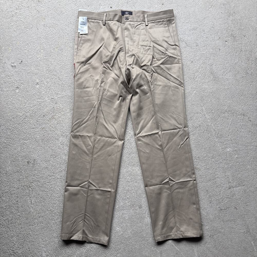 NEW Men's Dockers Signature Khaki Chino Slim Fit Flat Front 36x32 NWT